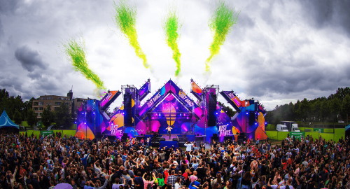 Corproate-festival-setting-subtiel
