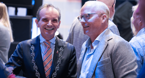 Officieel-moment-100-jarig-bedrijfsjubileum