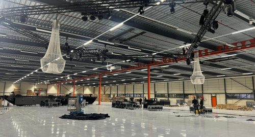 Opbouw-jubileum-event-eigen-terrein