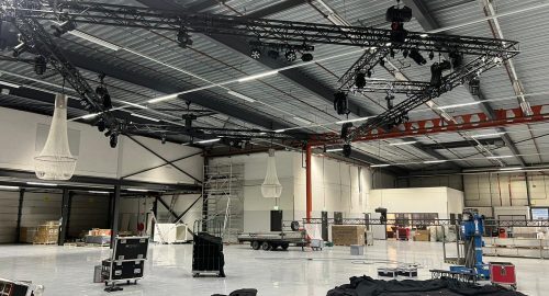 Opbouw-jubileum-event-eigen-terrein