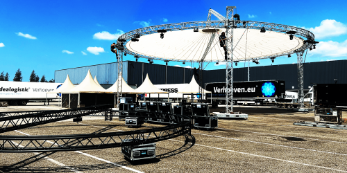 Opbouw-jubileumfestival-eigen-terrein