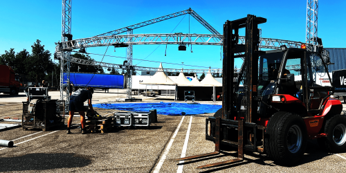Opbouw-jubileumfestival-eigen-terrein